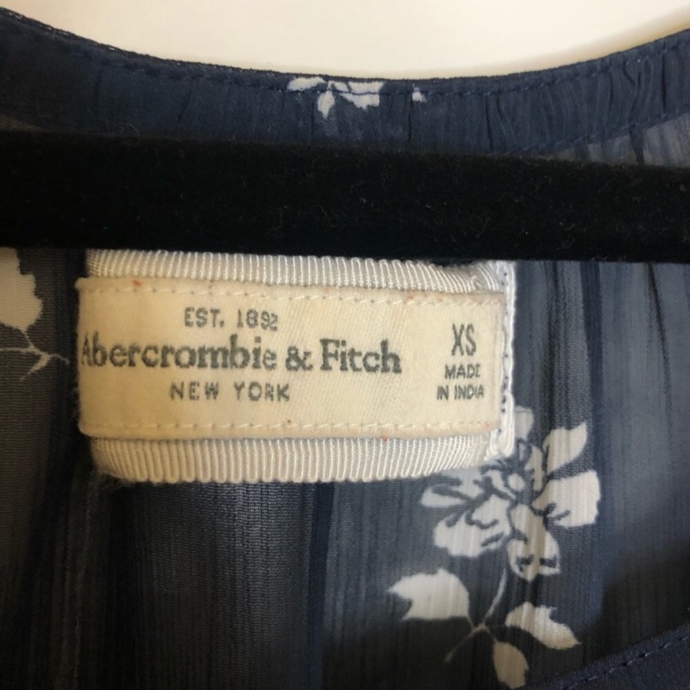 Shirt Bundle - Picture 3 of 16